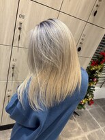 アース 郡山コスモス通り店(HAIR&MAKE EARTH) ホワイトカラー