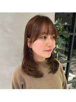 リベラル(liberal) 毛先ワンカール ミディアムレイヤー サイドバング【10代/20代】