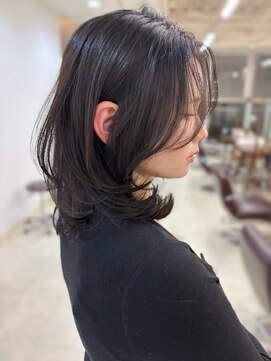 キアラ(Kchiara) 大人美人ミディアムレイヤー×暗め透明感グレージュkchiara奥野