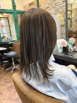 ヘアーラウンジ アンフィ 井土ヶ谷(Hair Lounge Anphi) ミントベージュ