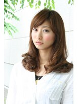 ヘア サルーン マイア 町田駅店(hair saloon maia)&nbsp;セミロングスタイル３　ナチュラルストカール