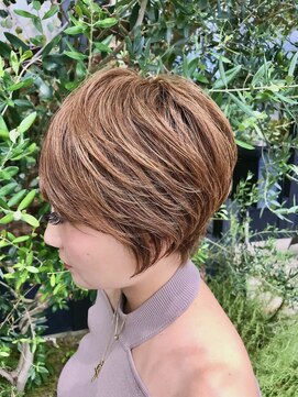 サバ ヘアー スペース(SABA hair space) 丸みショート(パーマ)