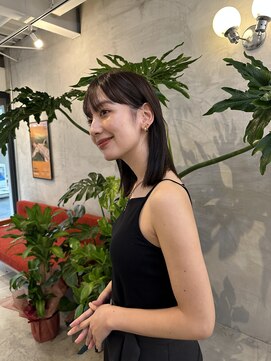 ヒュージ 三軒茶屋(huge) 外ハネボブミディアム×ニュアンスカラー_20代30代