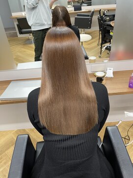 シカ 神戸三宮元町店(Cica) 髪質改善 UPTOGLOSS 三宮 神戸美容室 トリートメント 艶髪 元町