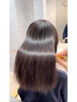 ヒンナ(hinna.)&nbsp;hinna.美髪矯正で乾かすだけで艶々に♪