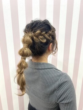 ゴート アミティ(G.O.A.T AMITY) ガーリースタイル/心斎橋/ヘアメ/セットサロン