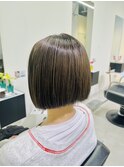 《FRAME porto》グレージュ×ミニボブ