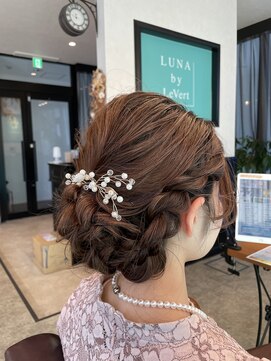 サイドロープ編み　ゆるふわシニオン