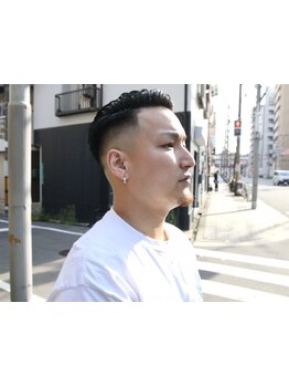 【塚本駅徒歩3分】20時からカットOKなのでお仕事終わりにも◎日々の疲れを癒すヘッドスパもおすすめ。