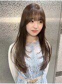 ロングレイヤーカット/透明感ベージュ