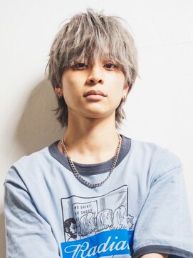 ボタンヘアー 日吉(BoTaN HAIR) マッシュウルフ/メンズウルフ/アッシュグレージュ/ハイトーン