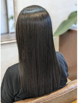 リノア(Lino'a)の写真/くせ毛や髪質のお悩みはLino'aにお任せ！ダメージレスにこだわり理想の艶髪を実現◎