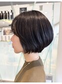 前髪長めショートボブ