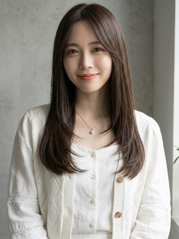 アルティーナ(altina)の写真/【NEW　OPEN】乾かすだけで決まる極上レイヤーカット×髪質改善Aujua。伸びても美しい顔周りと艶を＊