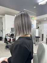 レアル 心斎橋 大阪(REAL)&nbsp;根元が伸びても気になりにくいシャドールーツ