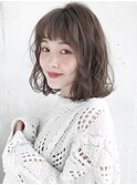 オン眉 ゆるふわウェーブ 切りっぱなしボブ ！