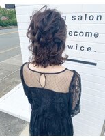 ニド(2do)&nbsp;ロブハーフアップアレンジ