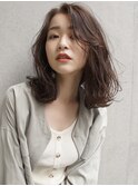 atelier midy 動きのあるミディアムレイヤースタイル
