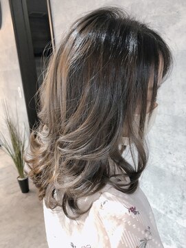 ロウエン 春日(LOWEN) アッシュとパープル