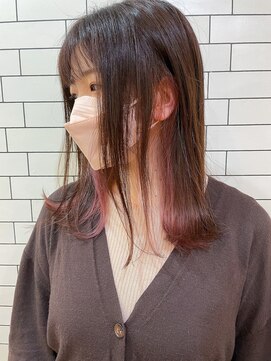 オーストヘアジジ(Aust hair Gigi) 切りっぱなし×インナーカラーグレーピンク K デザインカラー