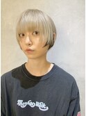 大人可愛い20代30代ショートブロンドヘア