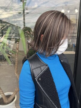 リタ(LITA) グレージュハイライト