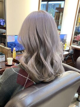 キャラ 池袋本店(CHARA) 韓国風ハイトーンカラーラベンダーアッシュ【池袋/グレージュ】