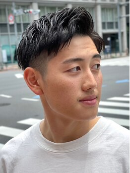 ヒロギンザ 新橋店(HIRO GINZA)の写真/【国内外40店舗以上/個室】乾かすだけでセットしやすいスタイル!メンズを知り尽くしたこその技術◎[理容室]