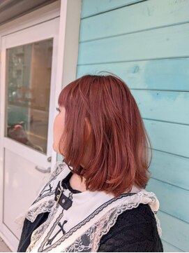 ホロー(Hollow) 春のトレンド桃色カラー