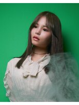 アンアタッシュ(UNE ATTACHE) 透けるグレージュ◎ ラインの美しさで引き出す、洗練された私◎