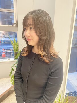 ルアナ(LUANA) ミディアムレイヤー