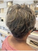 グレイヘア/ナチュラルショート/30代/40代/50代/60代