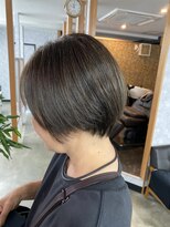 ミニィバイミラーズ(Miniy by Miroirs)&nbsp;olive brown × short style
