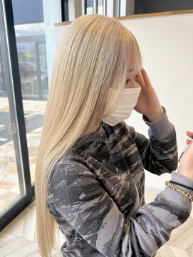 ヴィアス(VIAS.) 【YUUNA】ホワイトブロンド