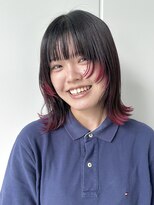 エン(YENN)&nbsp;レイヤーカット　ミディアムレイヤー　エンドカラー