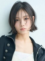 ロエル 牛久(Loel)&nbsp;ハンサムショートボブ×前髪あり×暗髪レイヤー