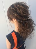 ハーフポニーテール