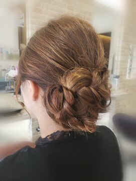 グランデュール 焼津店(GRANDEUR) アップセット ヘアアレンジ