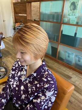 ココロヘアーデザイン(COCORO HAIR DESIGN) 秋冬オレンジショートレイヤーボブ