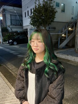 ラフ 原宿(L.a.a.g.f harajuku) インナーカラー グリーン ロング＠原宿