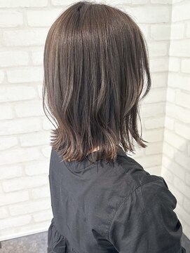 ルノン フィージュ(LUNON fieju) ブリーチ無しナチュラルグレージュ/外ハネボブ/髪質改善/