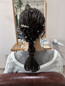 セライロ 千葉(celilo) 網みおろしローポニーアレンジ◎