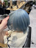 ペールブルー