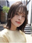 ミディアムレイヤーカットボブウルフ10代20代インナーカラー