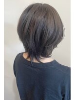 レセ 南柏店(Laissez)&nbsp;ひし形ショートボブ/フェザーマッシュ/白髪ぼかし/ブルージュ