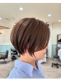 ショートボブ