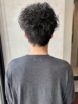 ヘアー アイス ルーチェ(HAIR ICI LUCE) メンズ/眉毛/スパイキーピンパーマ/刈り上げない/清潔感/大矢