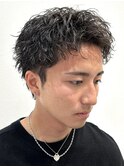 黒髪ショートアップバングスパイキーショートメンズパーマ