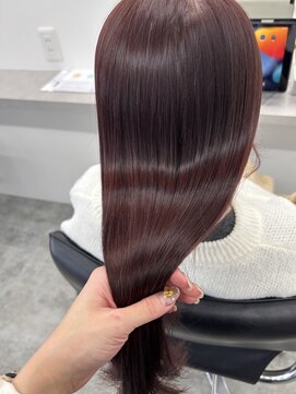 ピンクブラウンカラー