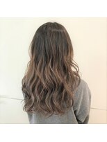 クララ サカエ(CLALA Sakae LA.DONNA group)&nbsp;艶髪★ハイライトグラデーション